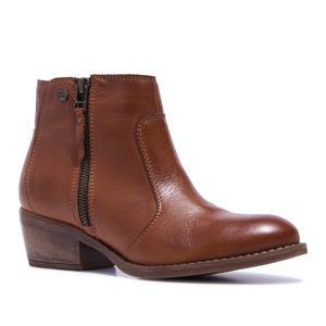 Carl Scarpa Loria Tan Leather Ankle Boots